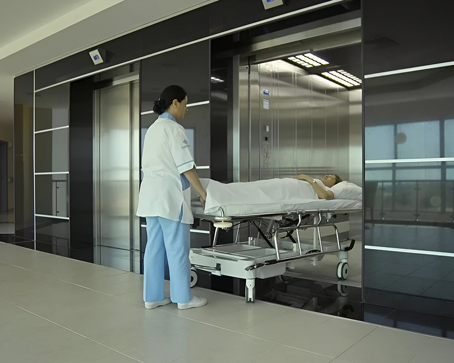 Hospital / Stretcher Lifts